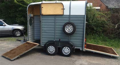 New and second hand horse trailers